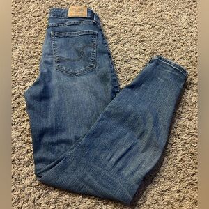 Levi's Gold Women's Blue Skinny Jeans - Medium Wash